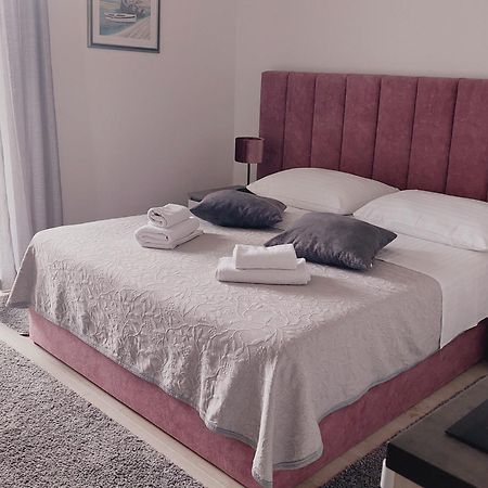 Villa Rosso Baška Voda Chambre photo