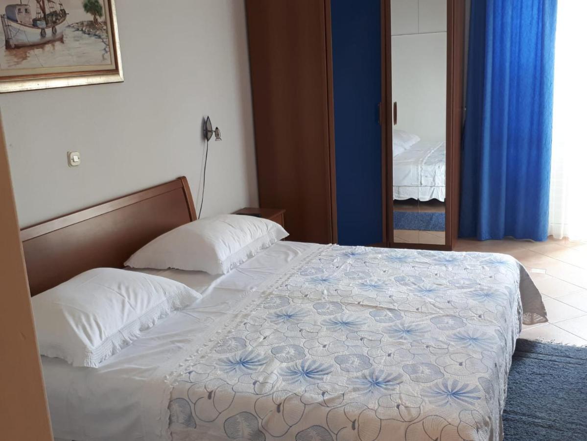 Villa Rosso Baška Voda Extérieur photo