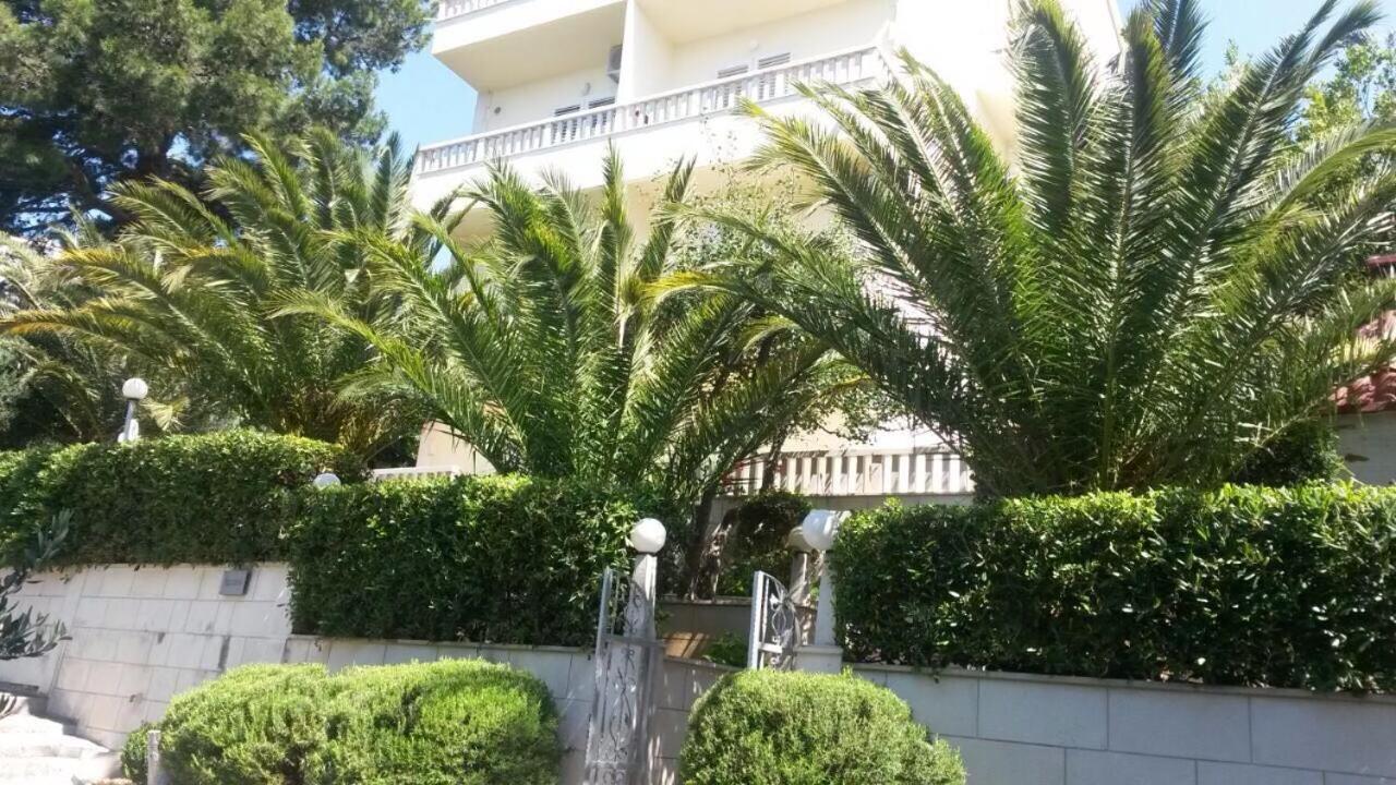 Villa Rosso Baška Voda Extérieur photo