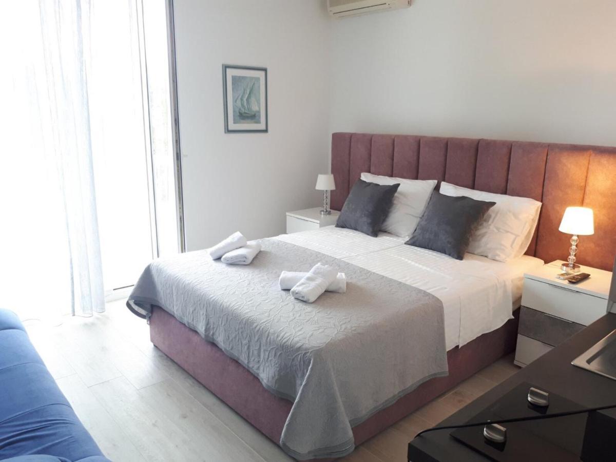 Villa Rosso Baška Voda Extérieur photo